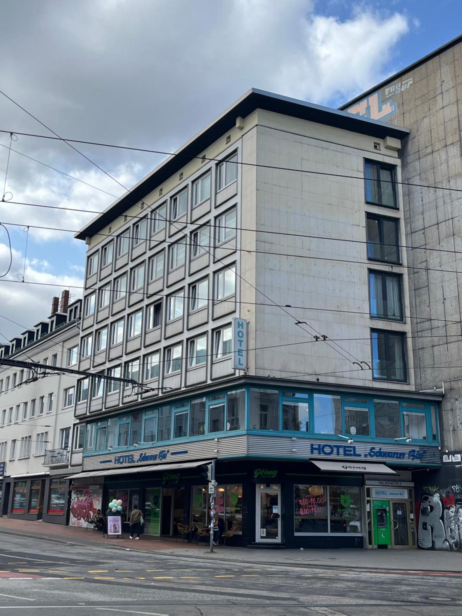 Hotel Schwarzer Baer Ганновер Экстерьер фото